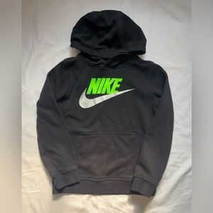 Nike Sportswear Club Fleece Pullover Hoodie